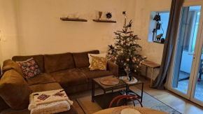 Bellissima - House - Free street park